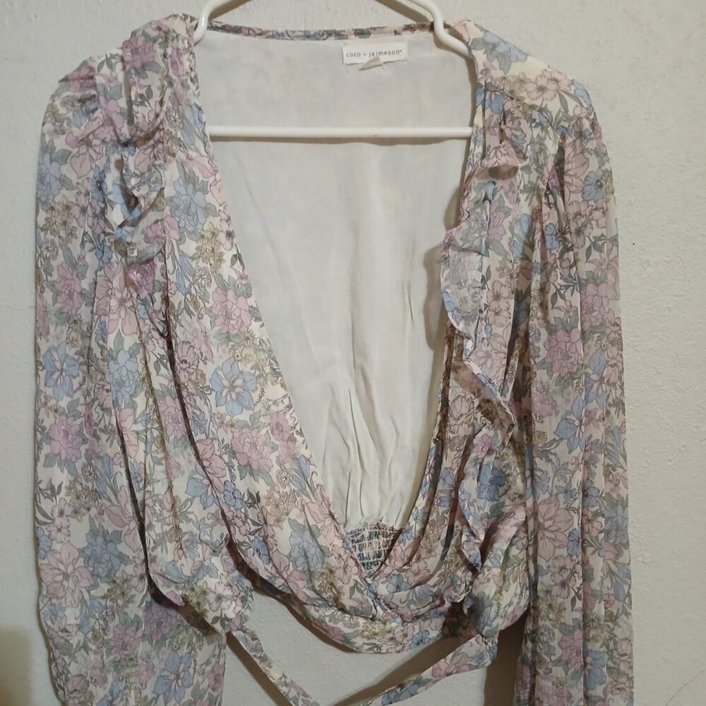 Floral Print Tie Wrap Crop Top